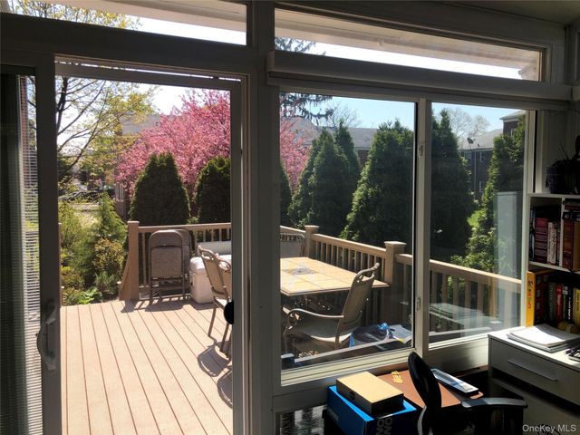 255-21 74th Avenue H-1, Glen Oaks, NY 11004