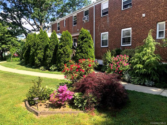 255-21 74th Avenue H-1, Glen Oaks, NY 11004