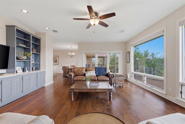 1504 Twilight Ridge DR, Austin, TX 78746