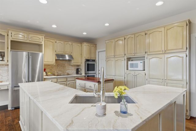 1504 Twilight Ridge DR, Austin, TX 78746