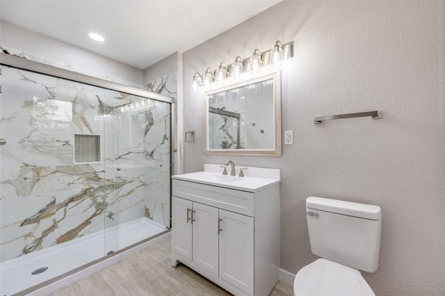 1402 N Ricketts Street, Sherman, TX 75092