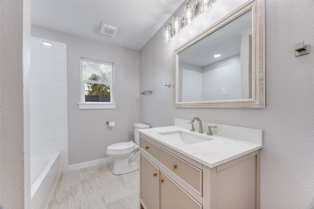 1402 N Ricketts Street, Sherman, TX 75092