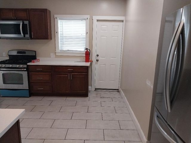 43 Sachem St 1, Lynn, MA 01902