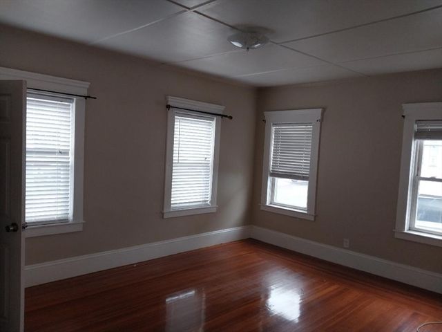 43 Sachem St 1, Lynn, MA 01902