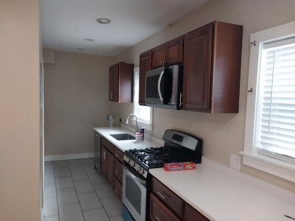 43 Sachem St 1, Lynn, MA 01902