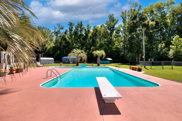3850 Nazarene Church Road, Sumter, SC 29154