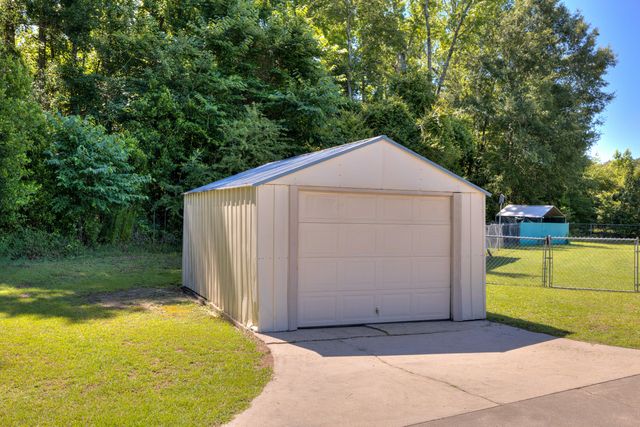 3850 Nazarene Church Road, Sumter, SC 29154