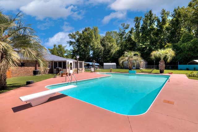 3850 Nazarene Church Road, Sumter, SC 29154