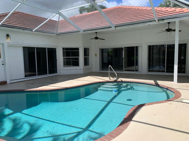 22260 Kettle Creek Way, Boca Raton, FL 33428