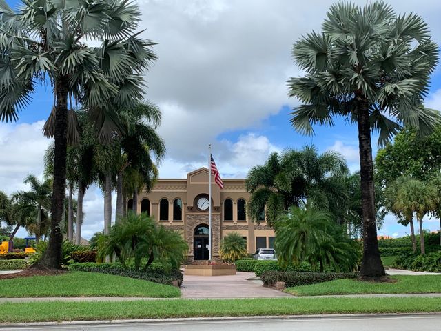 22260 Kettle Creek Way, Boca Raton, FL 33428