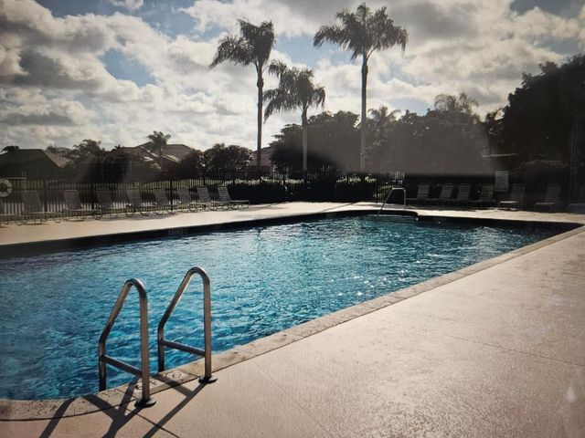 22260 Kettle Creek Way, Boca Raton, FL 33428