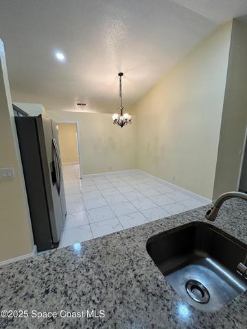 3266 Weyburn Avenue SE, Palm Bay, FL 32909