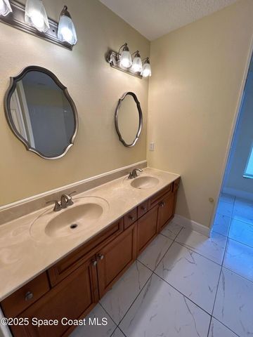 3266 Weyburn Avenue SE, Palm Bay, FL 32909