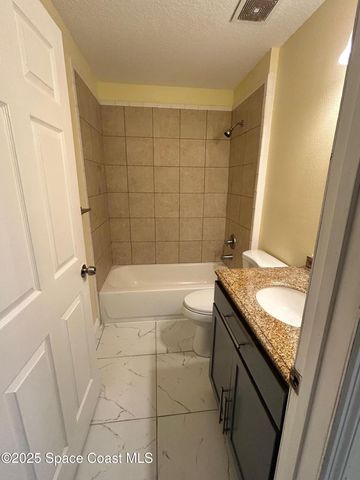 3266 Weyburn Avenue SE, Palm Bay, FL 32909