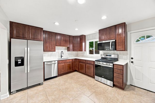 36891 N Carol Lane, Lake Villa, IL 60046