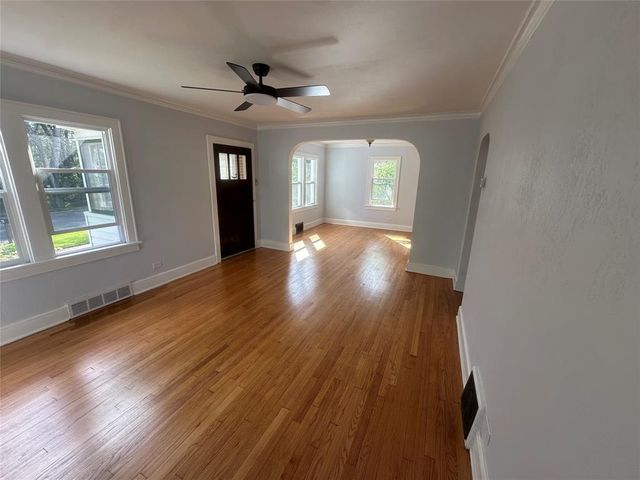 2228 8th Street, Eau Claire, WI 54703