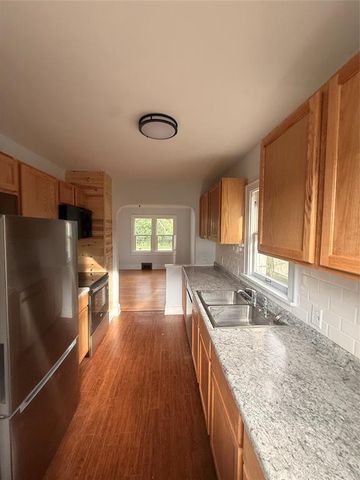 2228 8th Street, Eau Claire, WI 54703
