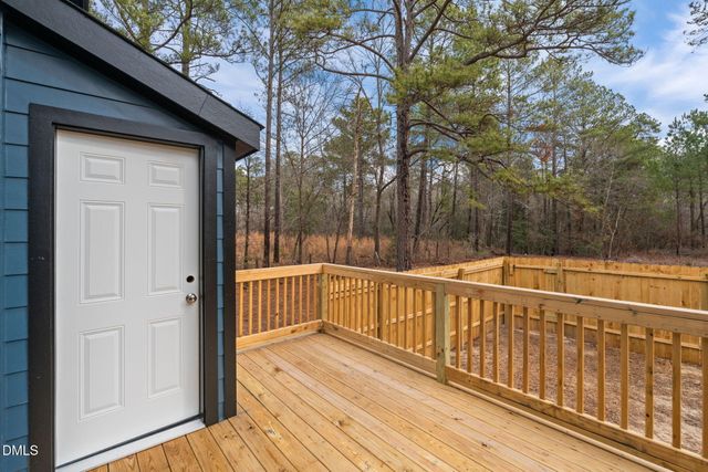 147 Creek Bend Drive, Vass, NC 28394