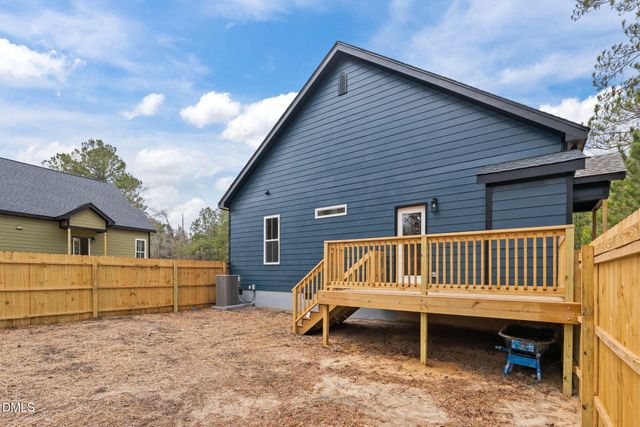 147 Creek Bend Drive, Vass, NC 28394