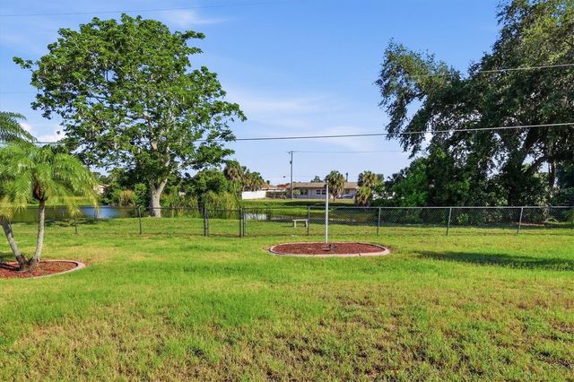 255 RIGEL ROAD, Venice, FL 34293