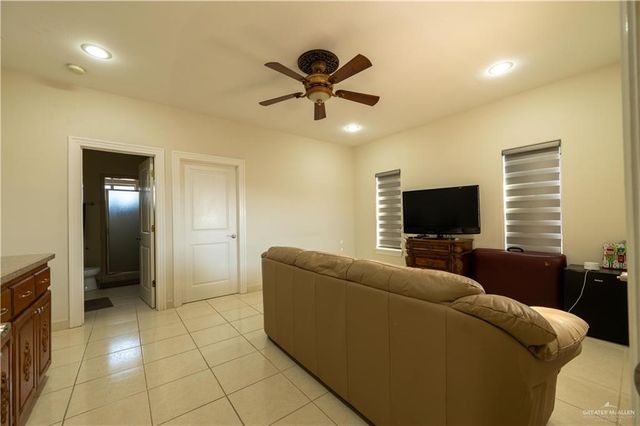 3801 S L Street, Mcallen, TX 78503