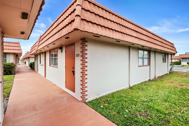 123 Seville Way 123, Delray Beach, FL 33446