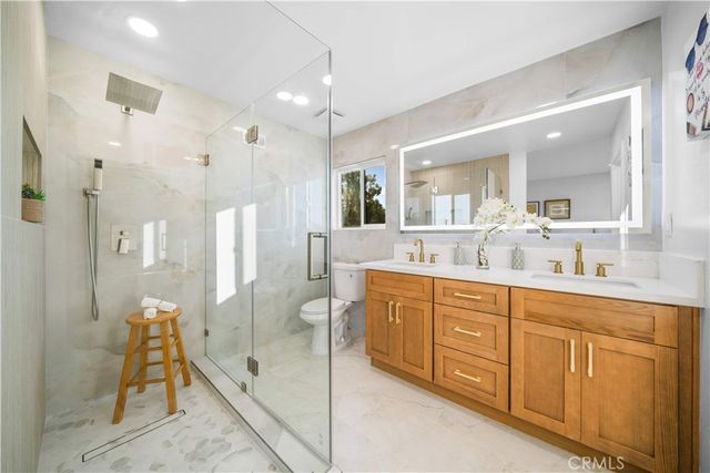 25202 Arcadian Ave, Mission Viejo, CA 92691