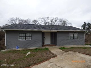 26 Cleothia Henyard Heights, Natchez, MS 39120