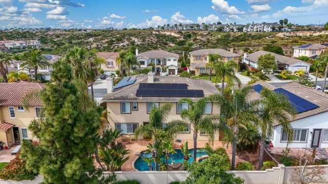 1749 Skimmer Ct, Carlsbad, CA 92011