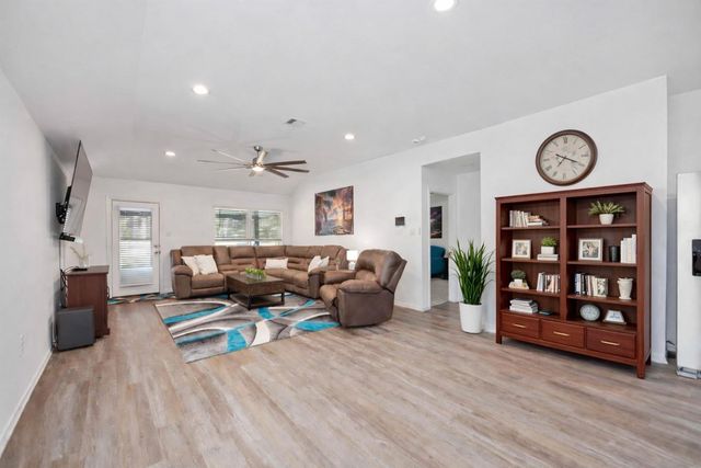 24034 Sunview Valley Drive, Spring, TX 77373