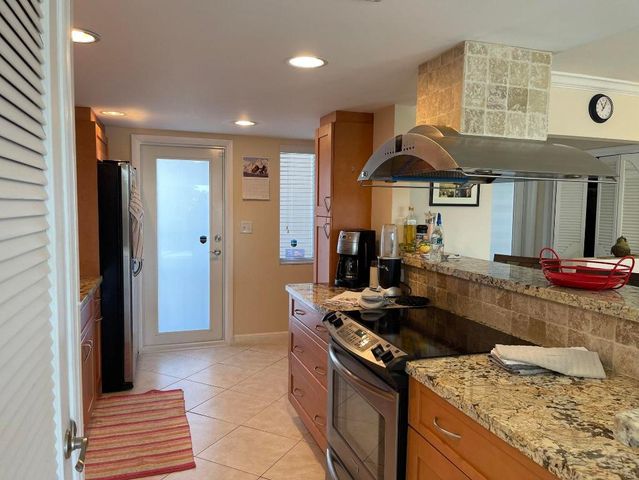 300 E Royal Palm Road 0420, Boca Raton, FL 33432