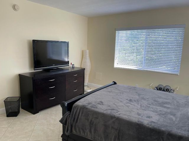 300 E Royal Palm Road 0420, Boca Raton, FL 33432