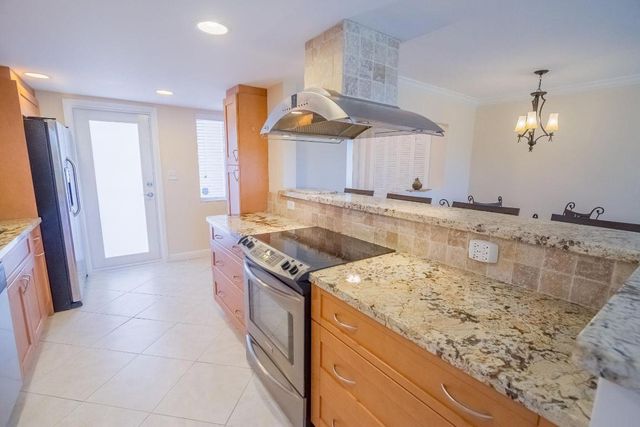 300 E Royal Palm Road 0420, Boca Raton, FL 33432