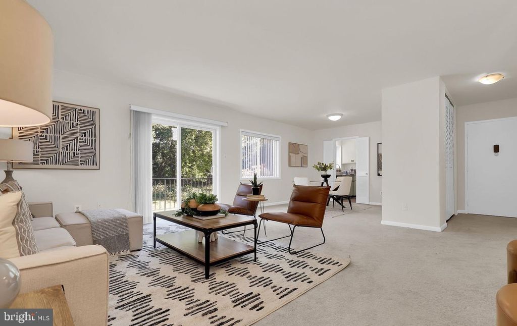 10661 MONTROSE AVE, Bethesda, MD 20814