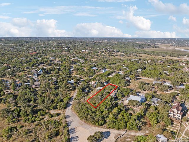 1831 W LAKESIDE DR, Canyon Lake, TX 78133