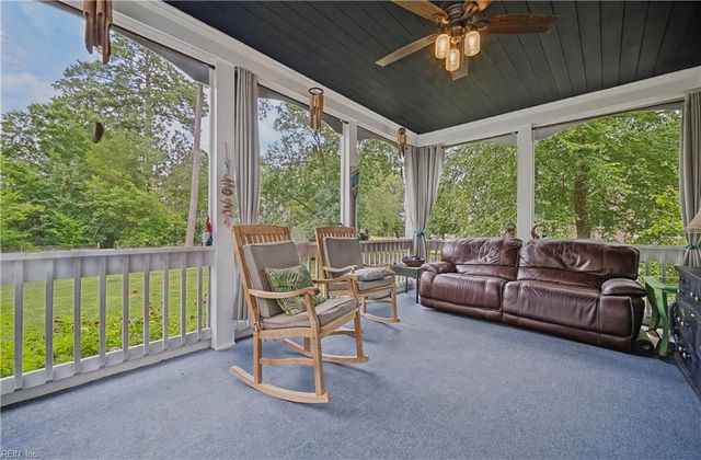 111 Laydon WAY, Poquoson, VA 23662