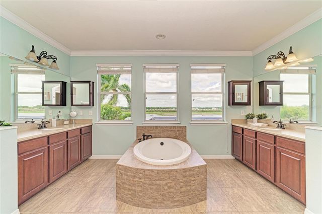 8438 WEBBER ROAD, Sarasota, FL 34240