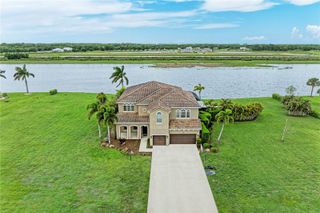 8438 WEBBER ROAD, Sarasota, FL 34240