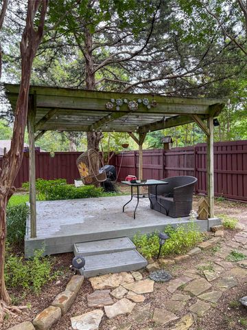 5240 Kiwanis Road, Dallas, TX 75236