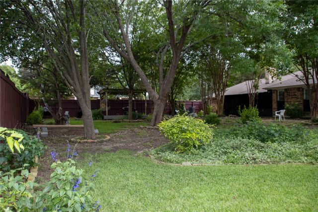 5240 Kiwanis Road, Dallas, TX 75236
