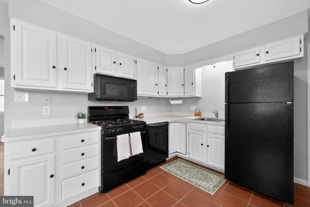 9 MAISE AVE, Linwood, PA 19061