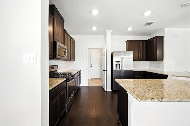 512 Lady Swiss LN 60, Hutto, TX 78634