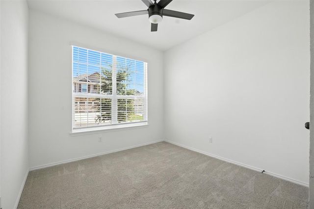 512 Lady Swiss LN 60, Hutto, TX 78634