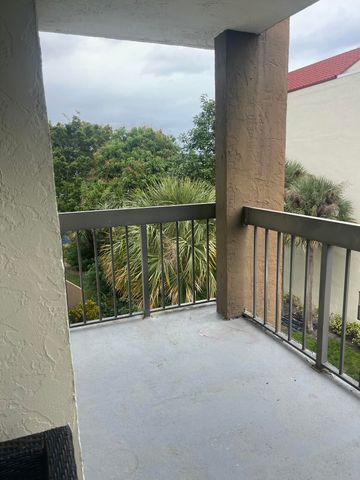 955 Egret Circle 411, Delray Beach, FL 33444