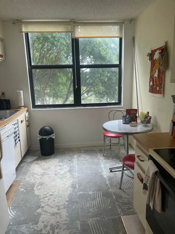 955 Egret Circle 411, Delray Beach, FL 33444
