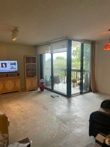 955 Egret Circle 411, Delray Beach, FL 33444