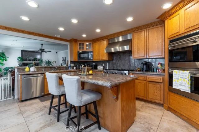 680 W Byron Court, Upland, CA 91784