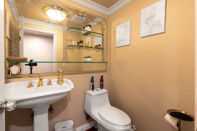 680 W Byron Court, Upland, CA 91784