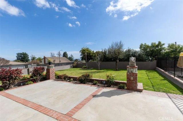 680 W Byron Court, Upland, CA 91784