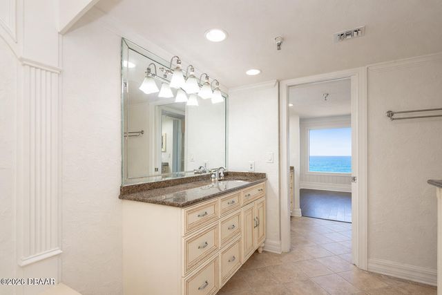 2425 S Atlantic Ave Apt 1105, Daytona Beach Shores, FL 32118